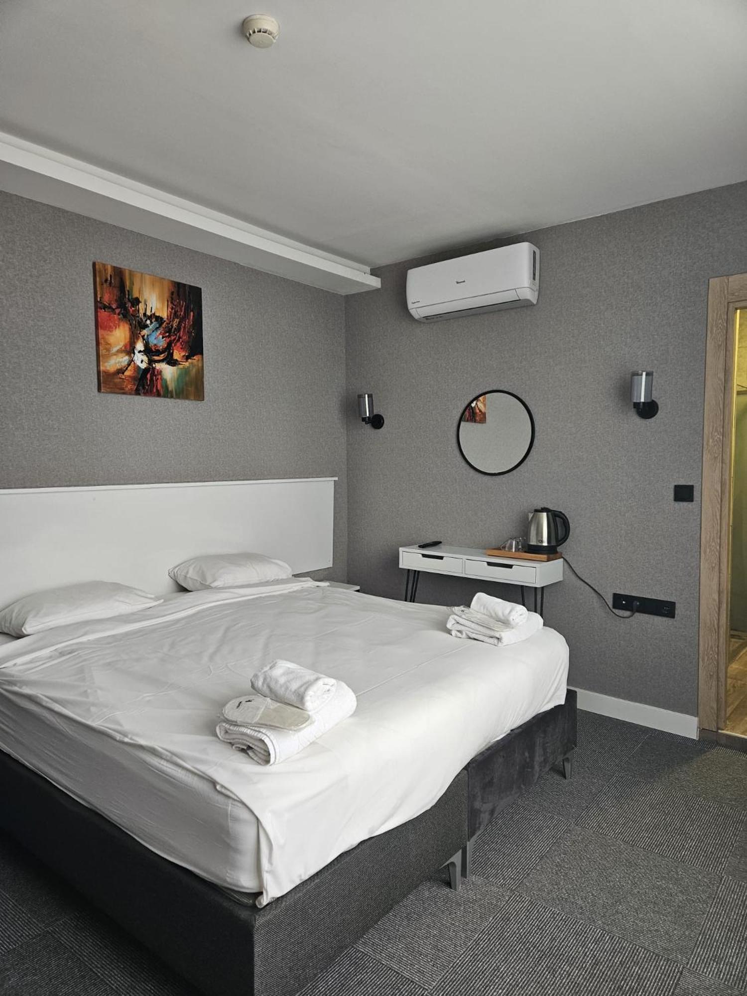Blue Point Hotel Istanbul Bagian luar foto